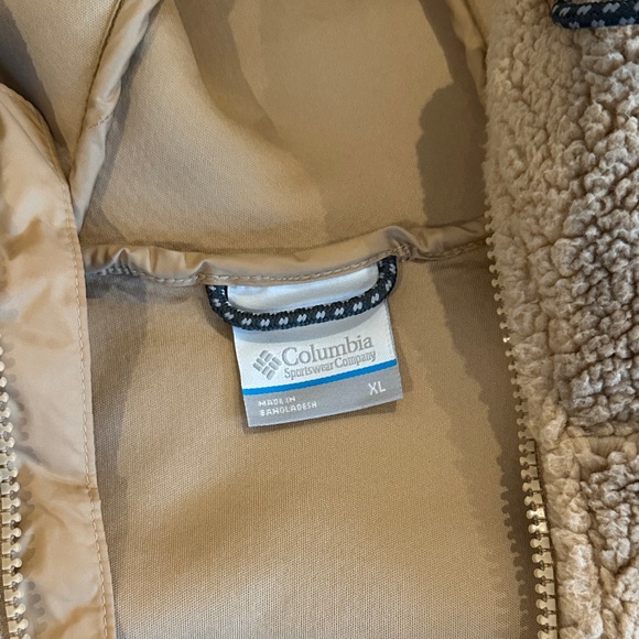 Columbia Cozy Tan Hooded Fleece Jacket - Picture 2 of 6